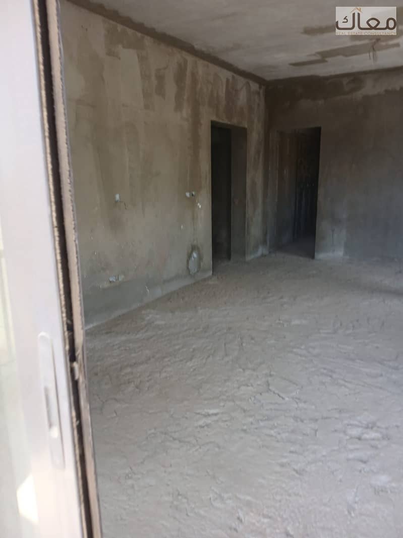 8 c417c88b-b423-45ac-9e2b-3aabaf2bb4c8. jpg