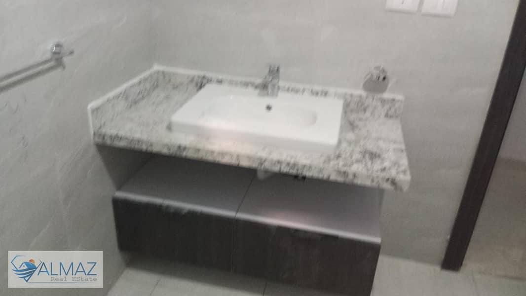 22 WhatsApp Image 2025-11-27 at 11.27. 22 AM (2). jpeg