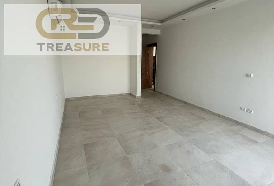 10 791f0465-7212-48e2-9a8a-db410c76bf9a. jpg