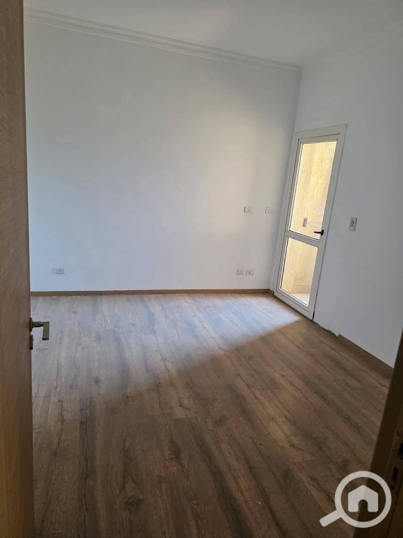 8 577592035_1473909398070965_4133878679732722767_n (1). jpg