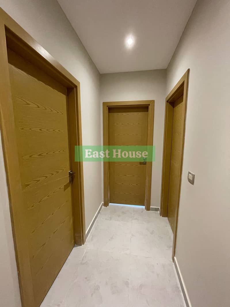 4 WhatsApp Image 2025-11-27 at 12.24. 19 PM (1). jpeg