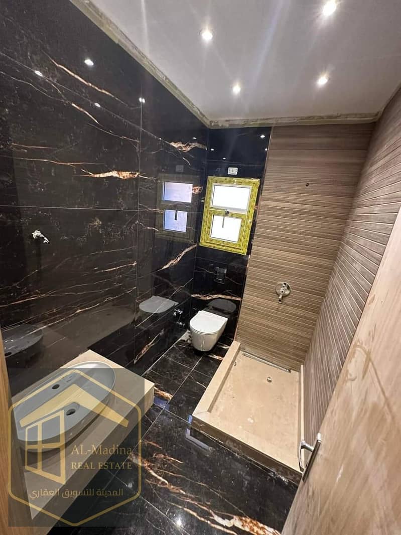 17 WhatsApp Image 2025-11-27 at 11.39. 28 (1). jpeg