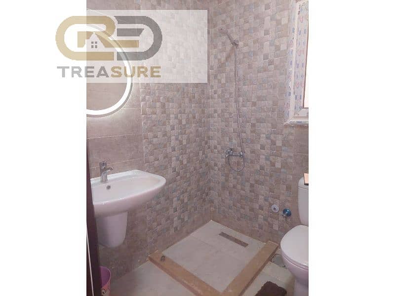 8 WhatsApp Image 2025-10-20 at 3.17. 02 PM (1). jpg