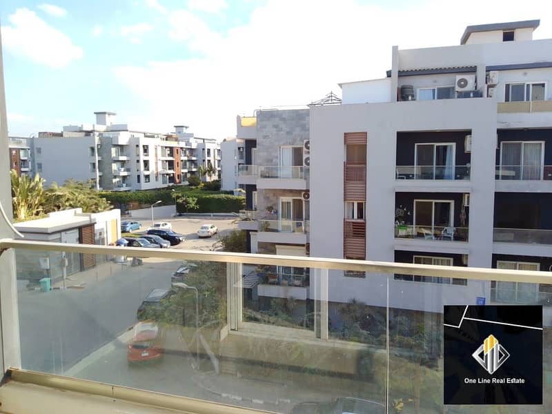 12 d70bb73b-4726-41c8-adea-a6fec5c10375. jpeg