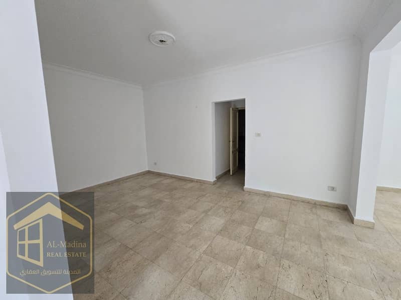 3 WhatsApp Image 2025-11-27 at 11.40. 59 (1). jpeg