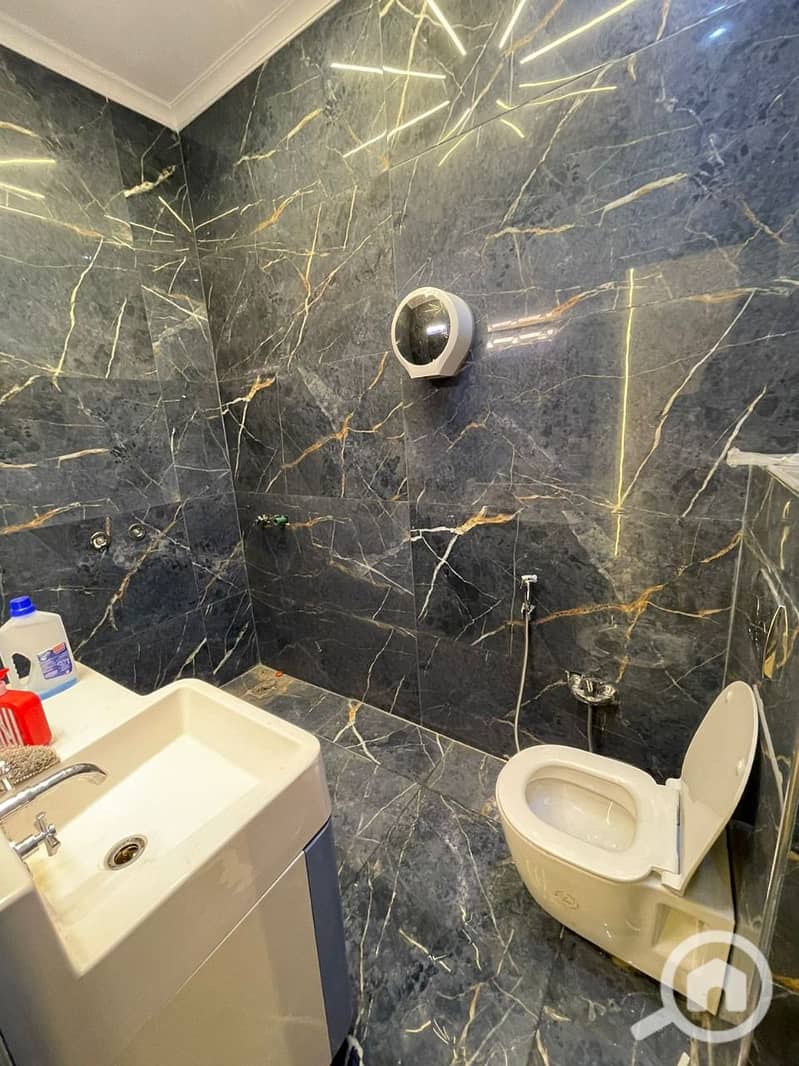 6 WhatsApp Image 2025-11-27 at 10.23. 08 AM. jpeg