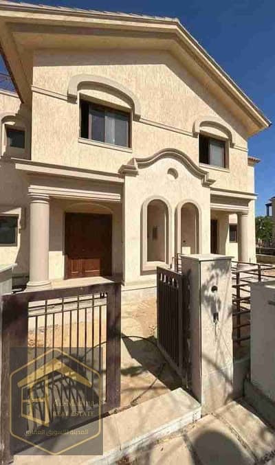 فیلا 4 غرف نوم للبيع في مدينتي، القاهرة - IMG-20251028-WA0058. jpg