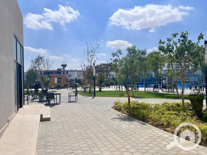 4 WhatsApp Image 2025-11-16 at 20.05. 19_9ba49719. jpg