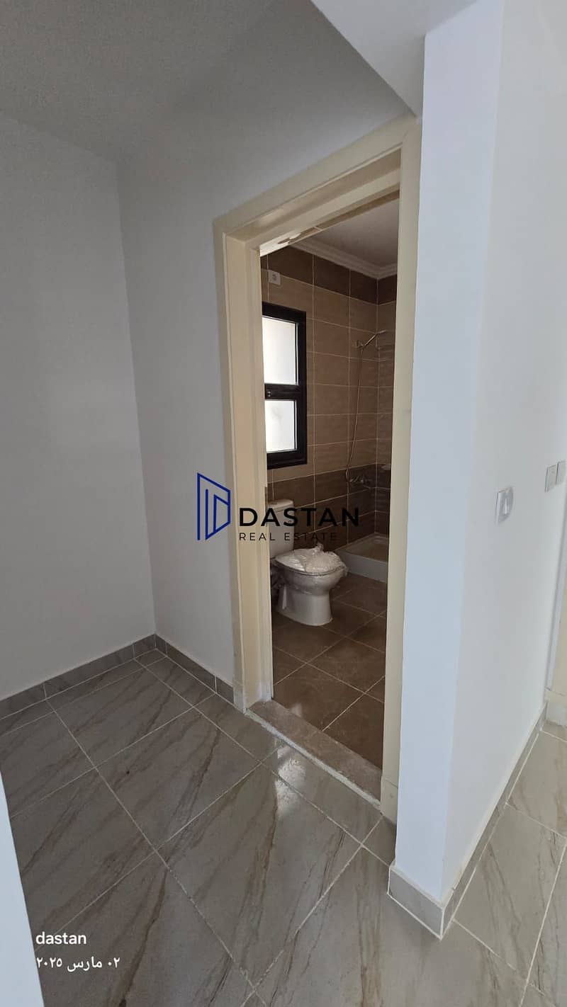 9 WhatsApp Image 2025-11-27 at 12.56. 13 PM (1). jpeg