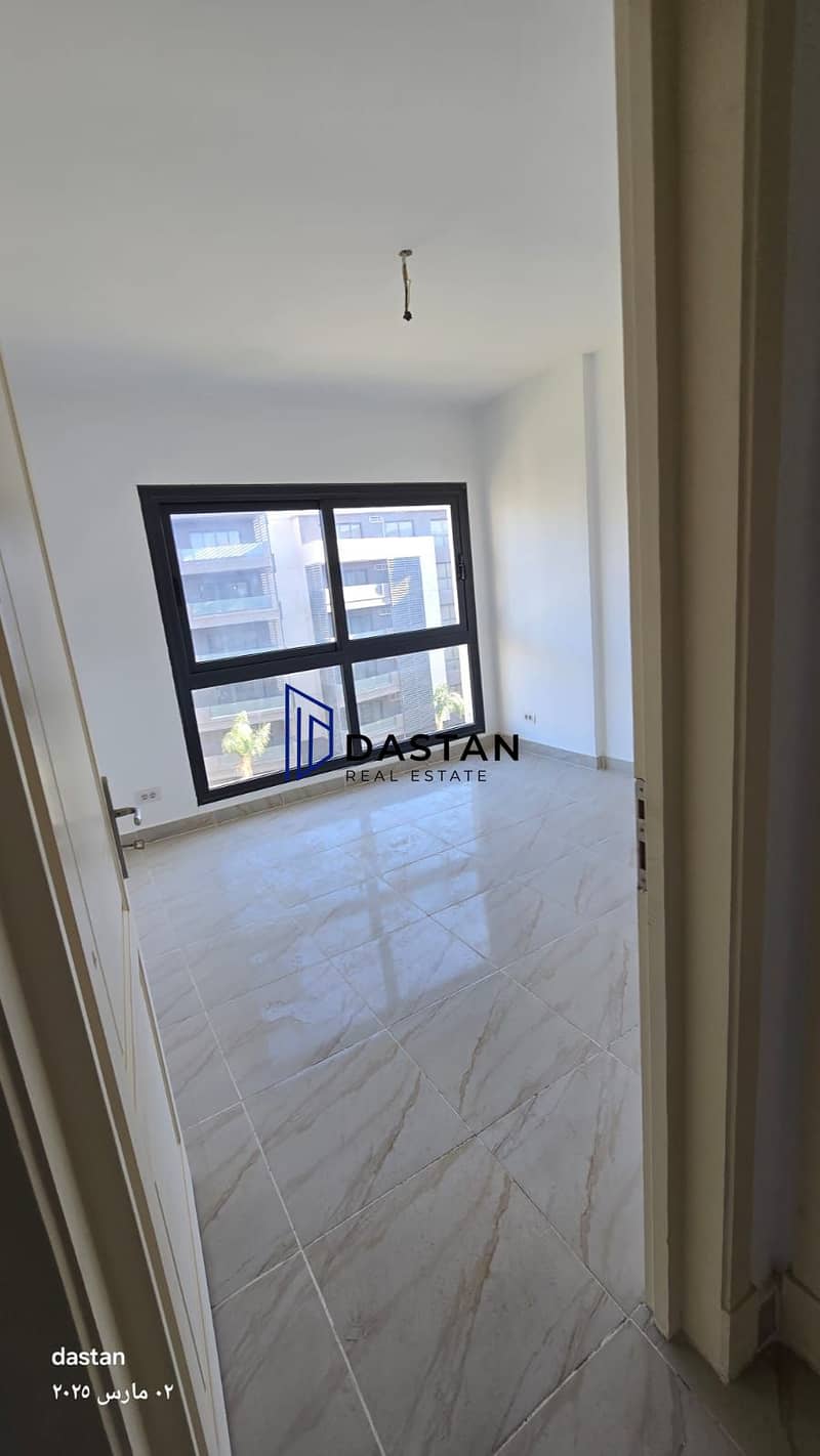 12 WhatsApp Image 2025-11-27 at 12.56. 11 PM (4). jpeg