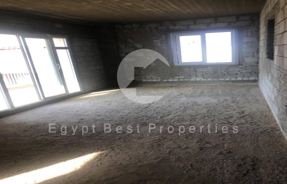 3 WhatsApp Image 2025-11-26 at 18.04. 22_04fccf3e. jpg