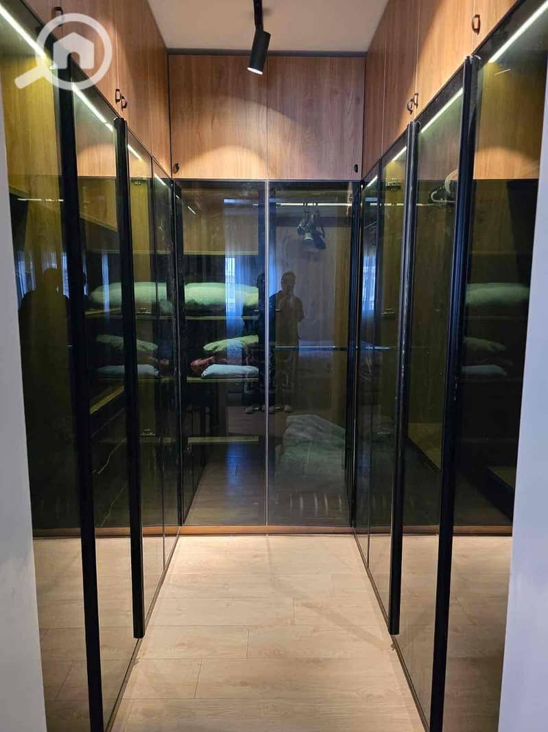 4 44f54216-2816-4dd0-96ef-ac218b91cfa0. jpg