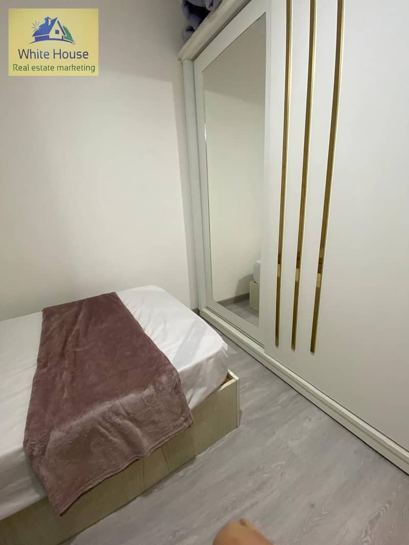 3 48395e2d-b670-46e2-a9f3-bc95a92f6a16. jpg