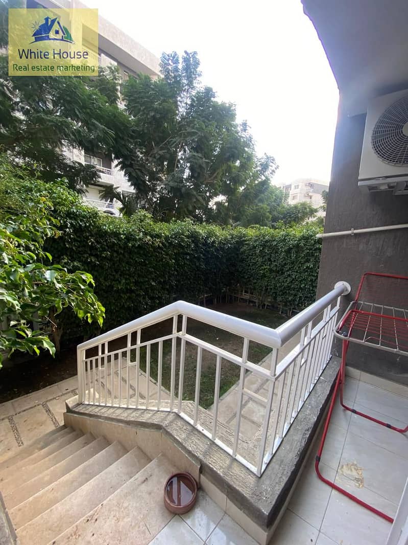 5 3c06ab12-2dd4-4665-b93c-ba155655ebc0. jpg