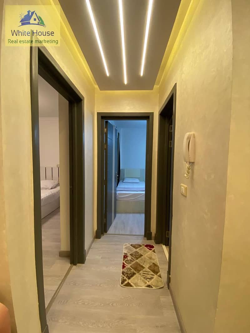 12 ba9e5911-7191-4e55-ba72-3ed5b92e86d0. jpg