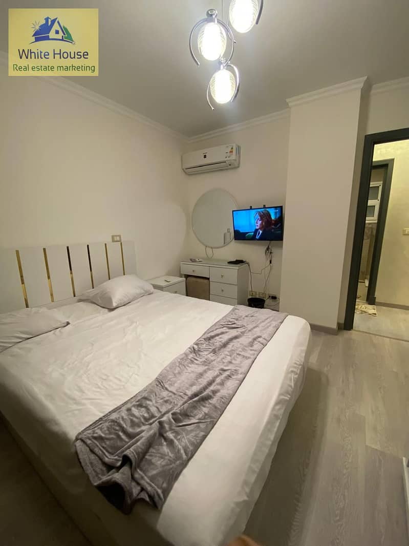 15 ed83b04b-9b67-492f-b0c0-fcb814d10b30. jpg