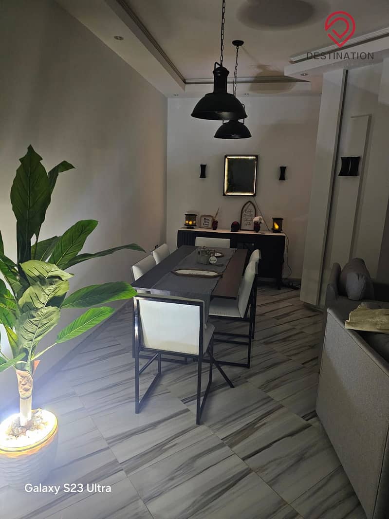 10 77f77179-97dc-4750-81ca-9e853c701093. jpeg