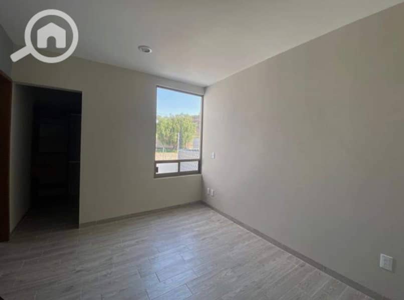 16 400372507_905930117915848_2608768467115302639_n. jpg