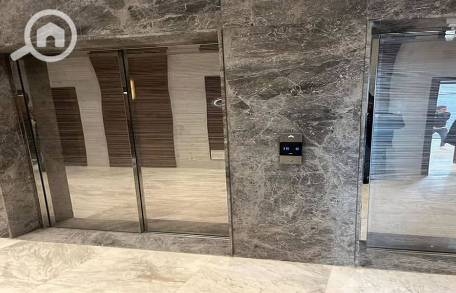 8 459160633_2730367550458376_319160677874254676_n_1400x900. jpg