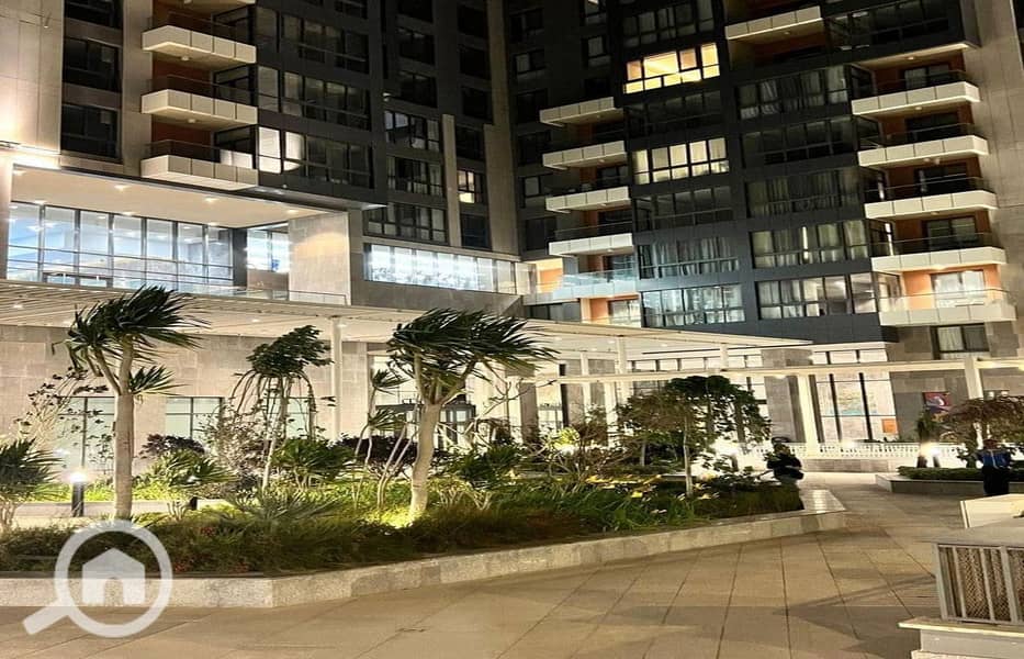 9 459715141_3822475611403268_1938121519382271464_n (1)_1400x900. jpg