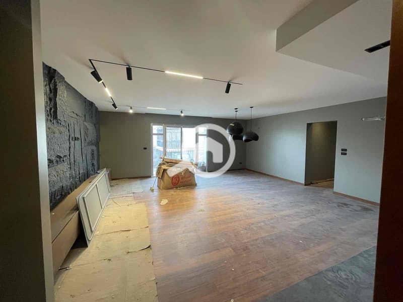 8 50314851-9496-44de-8f98-2ce6a3c5c8e5. jpg