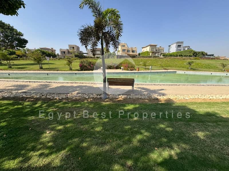 12 WhatsApp Image 2025-10-23 at 16.35. 21_04b2c4d8. jpg