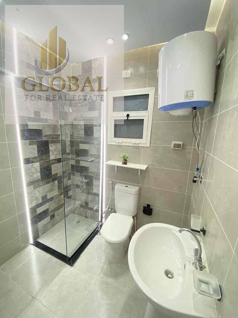 15 a1cd9b68-d1f4-41d8-8e84-ebd3ddf0ec7e. jpg