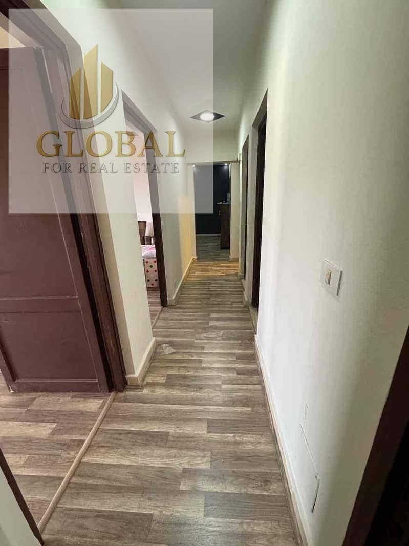 4 645ed236-ec6b-43d1-8876-e1fe362f057c. jpg