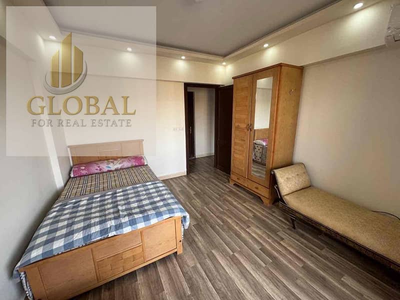 14 09b974d6-0c15-4eb6-9fa0-45762ee02d0a. jpg