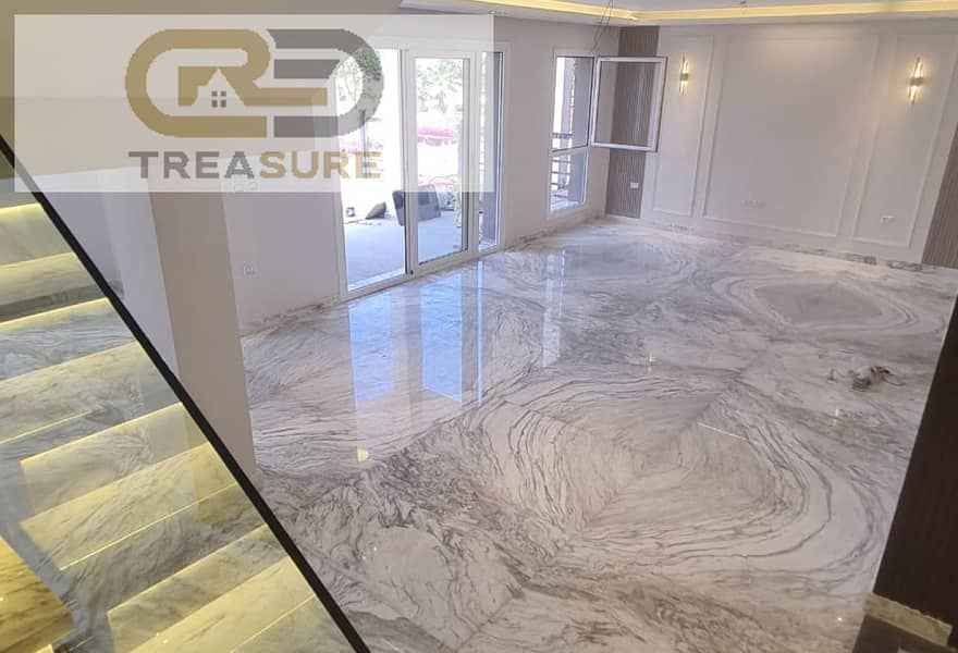 e04b24f3-2ec9-4a51-839e-f081a1dfe637. jpg