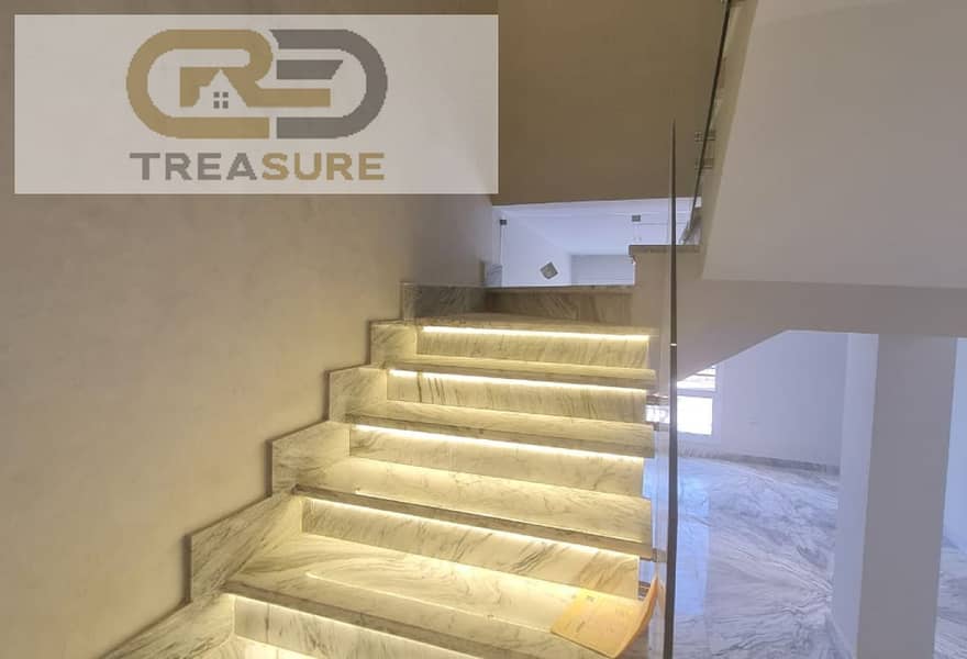 6 e8b27092-a37c-40f2-bfa9-54120a111ef9. jpg