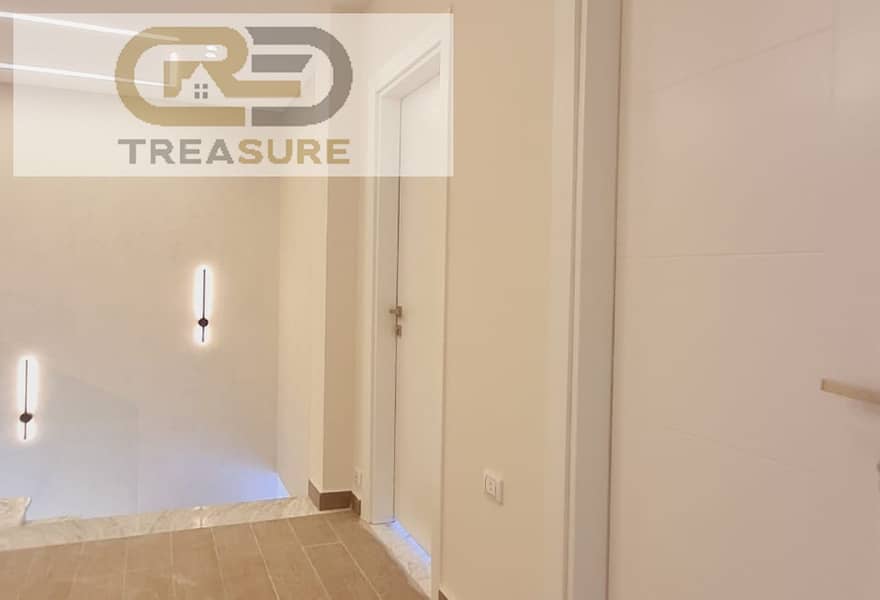 12 3b9ef9ef-8620-4e23-82af-75fb669f0669. jpg