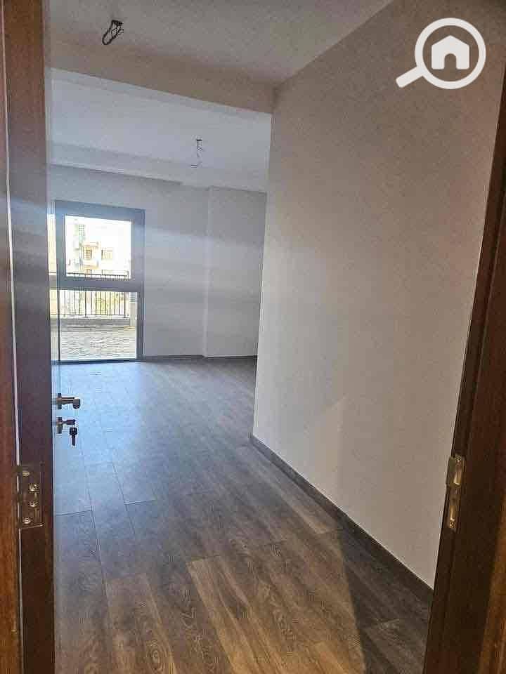 4 a0381599-b935-4a79-aef4-530ac793a7ff. jpg