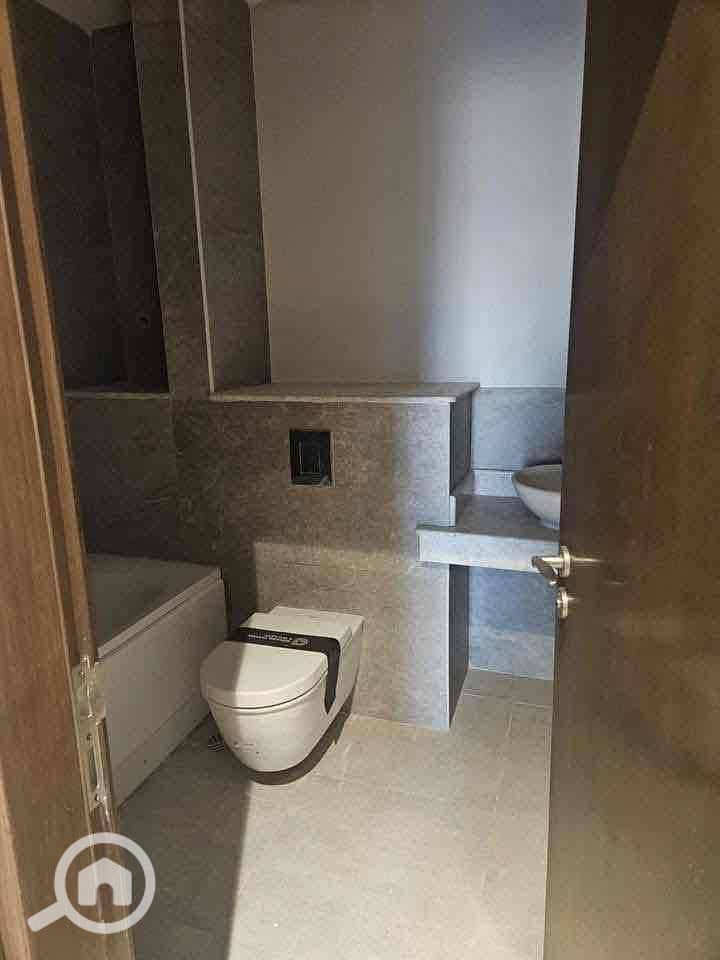 6 9728f3e8-79fa-4388-b67e-72fa11c0129e. jpg