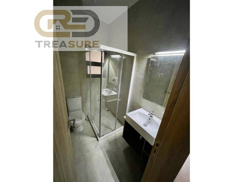 5 WhatsApp Image 2025-10-16 at 4.16. 08 PM. jpg