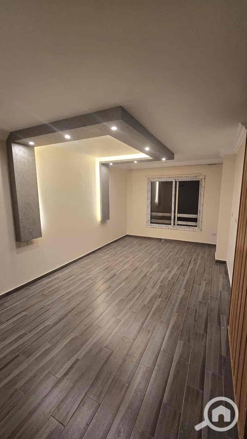 2 e86a17d0-bca6-476b-8c9a-79800271d40e. jpg