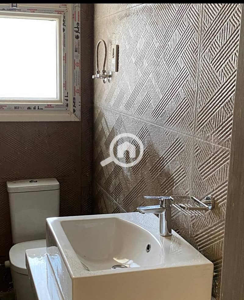 5 WhatsApp Image 2025-11-26 at 1.56. 50 AM (7). jpeg