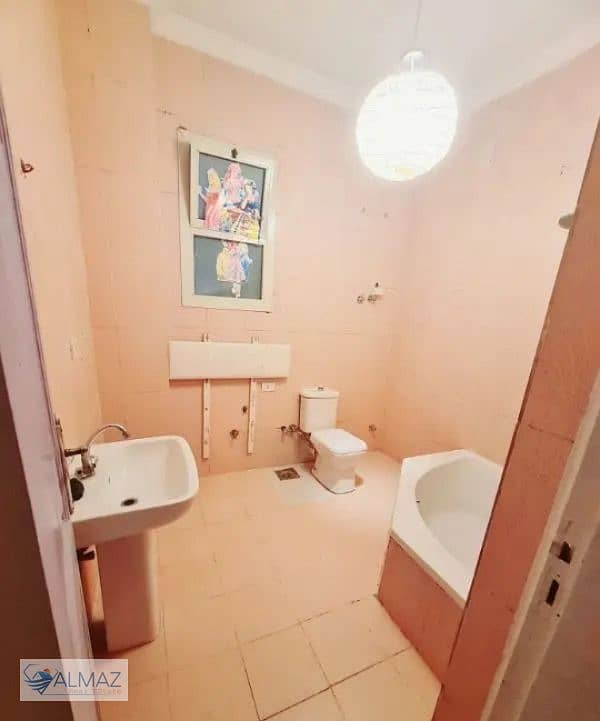 4 WhatsApp Image 2025-11-27 at 12.46. 17 PM (1). jpeg