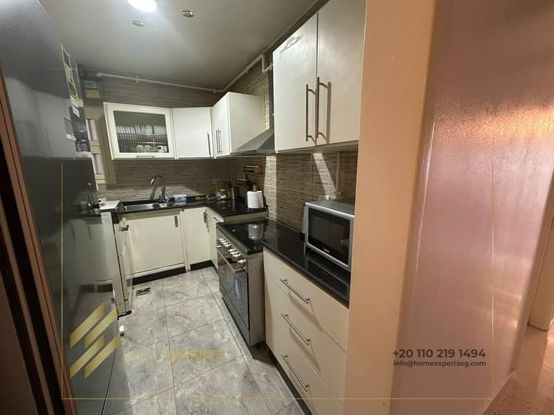 2 3e6a43b0-9a3d-4b6a-97db-fe77d7e8406a. jpg