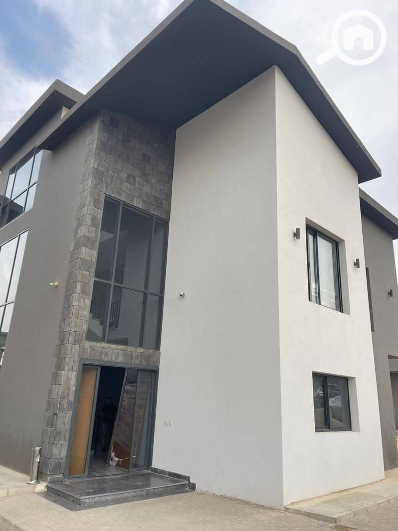 2 583105318_875551818304315_8535012972118871855_n. jpg