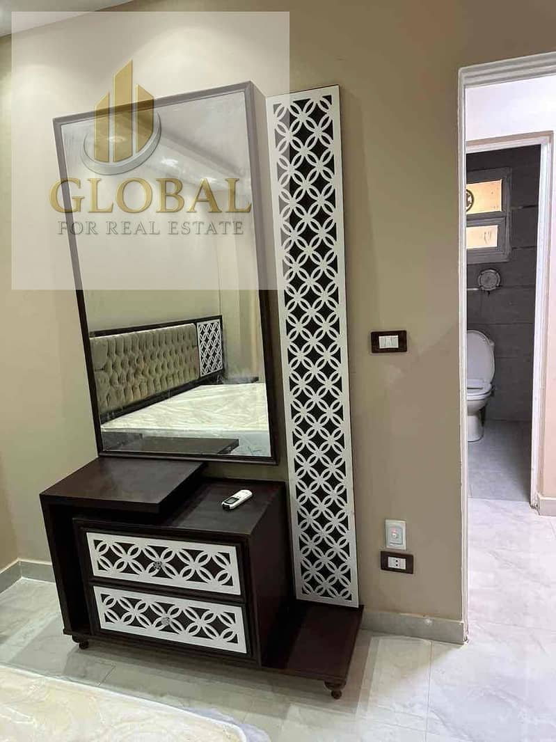 10 027ac89c-0340-46c5-b125-6f352bb62a48. jpg