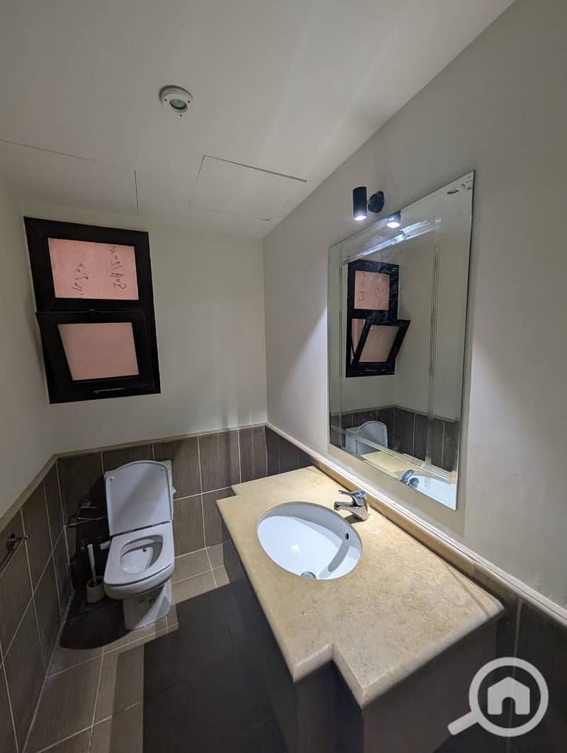 7 WhatsApp Image 2025-11-19 at 1.35. 43 PM (3). jpeg