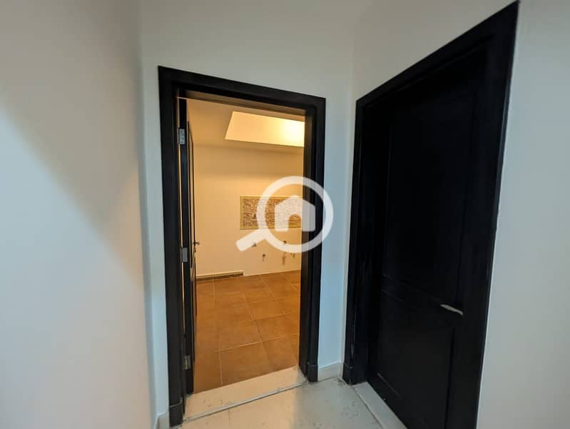 18 WhatsApp Image 2025-11-19 at 1.35. 45 PM (3). jpeg