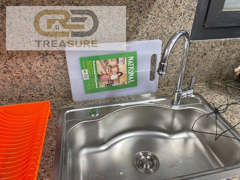 5 WhatsApp Image 2025-10-16 at 4.23. 20 PM (1). jpg