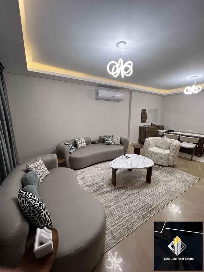 4 4def17e8-4aca-46a4-badf-417db2080d5f. jpeg