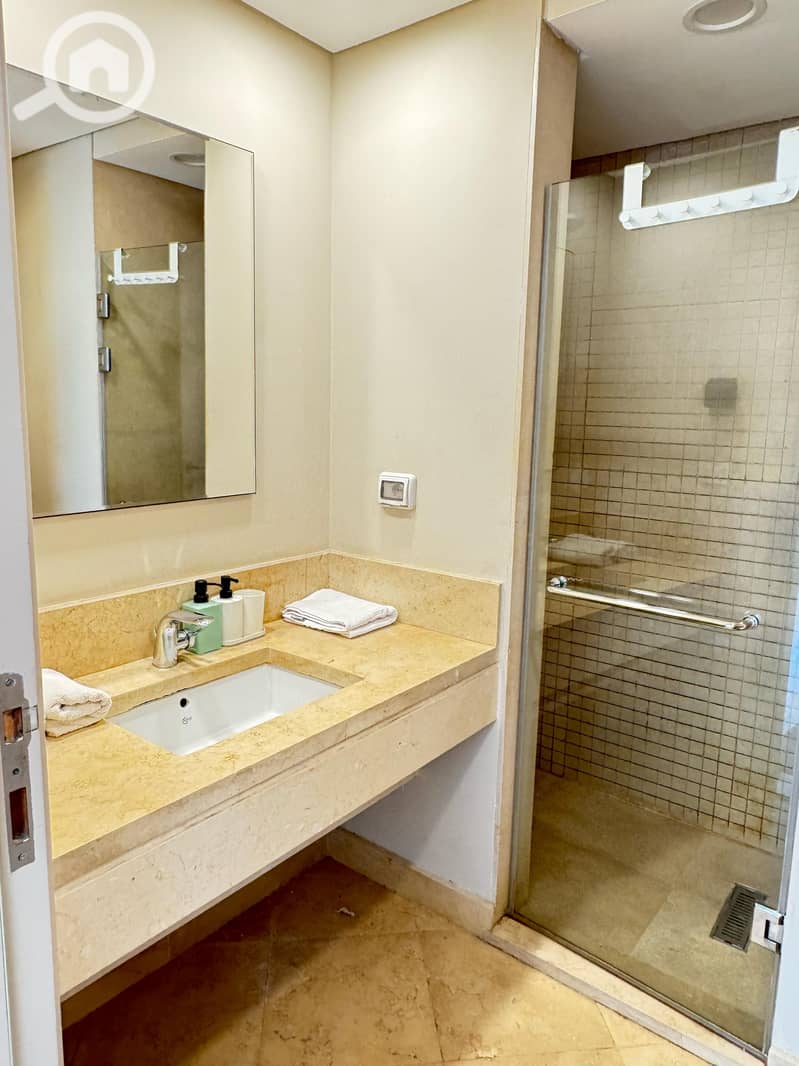 6 WhatsApp Image 2025-05-10 at 20.28. 21_14398884. jpg