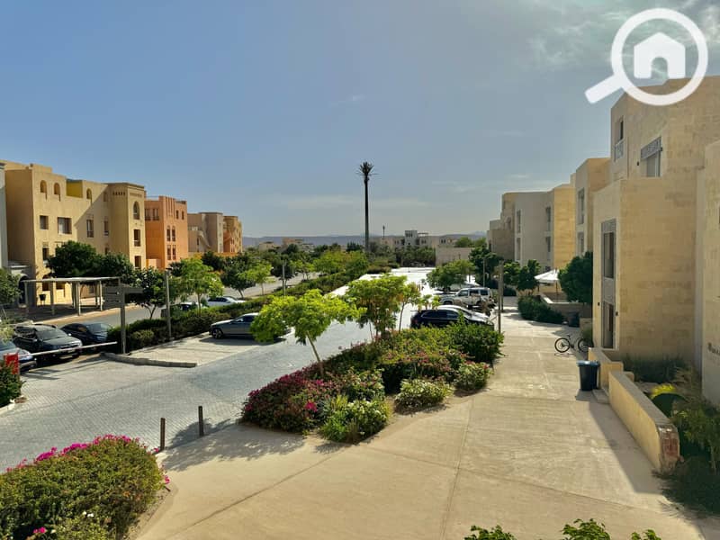 10 WhatsApp Image 2025-05-10 at 20.28. 21_6a7cc3a6. jpg