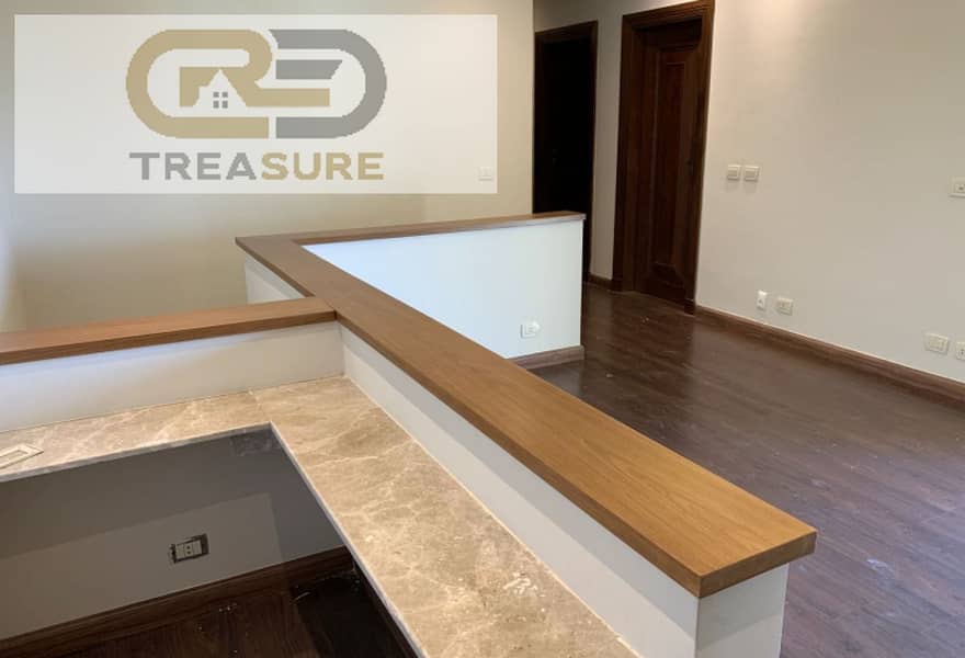 12 d1065241-2d1d-418a-bf2a-3bbff5e6793b. jpg