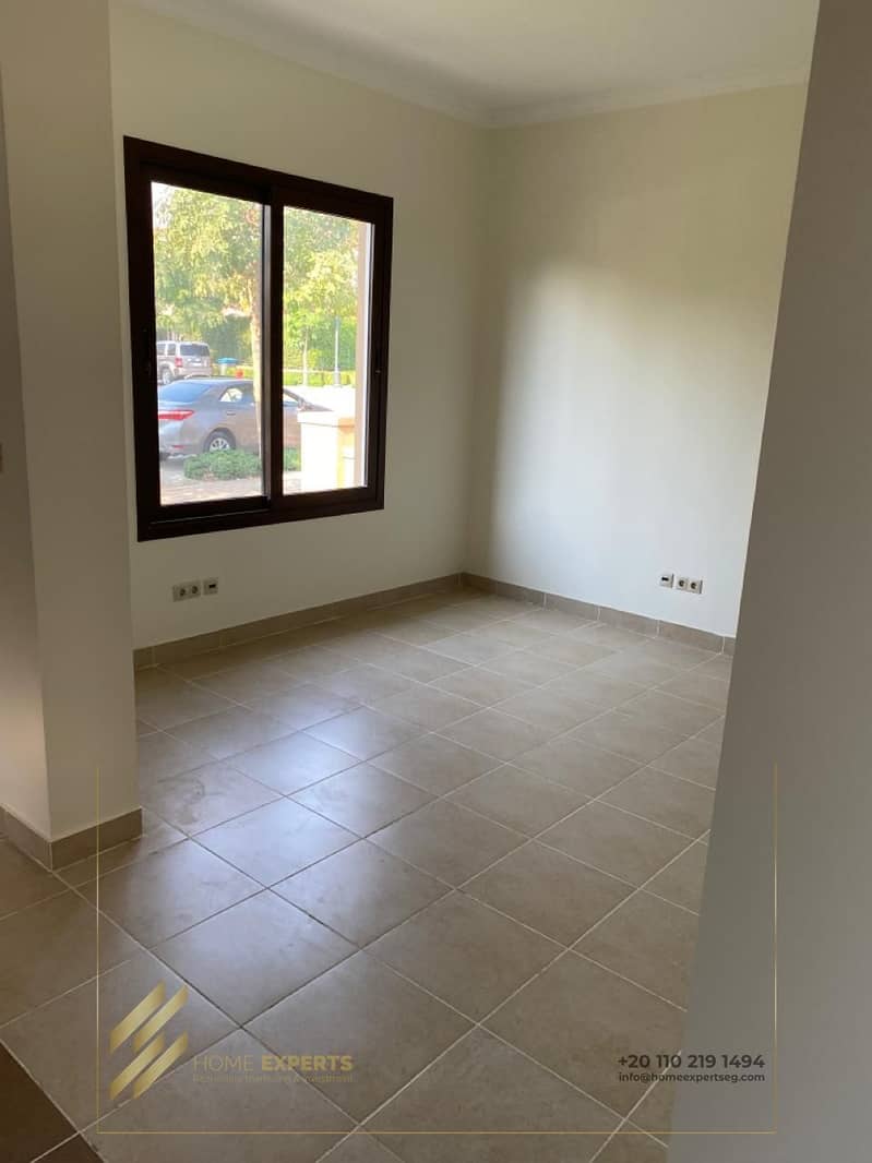 12 65ef7d03-2155-490a-bc63-359293c54546. jpg