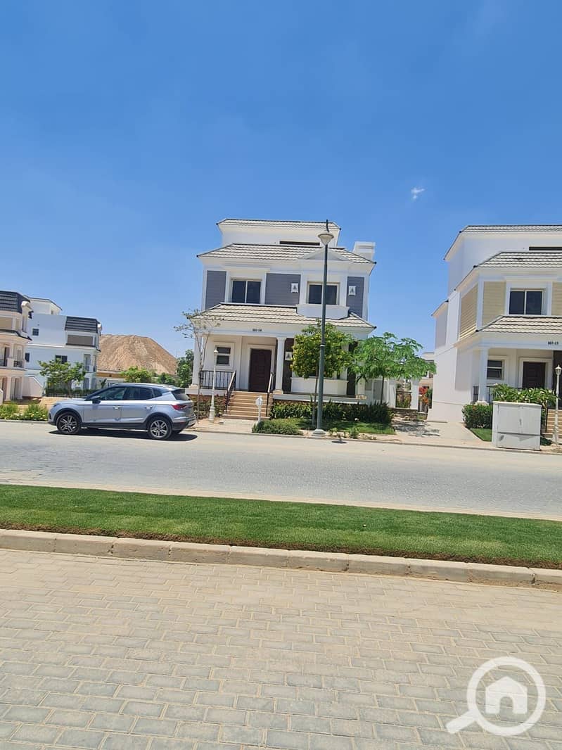 3 91edc8cb-a110-4abb-8dfd-d4e3a764d3b2. jpeg